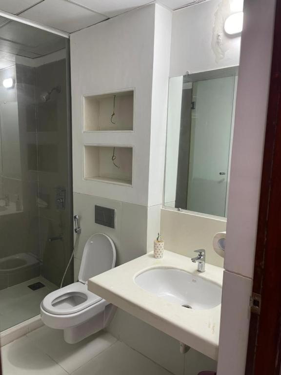 Royal Nest Premium Hotel Mundhva Buitenkant foto